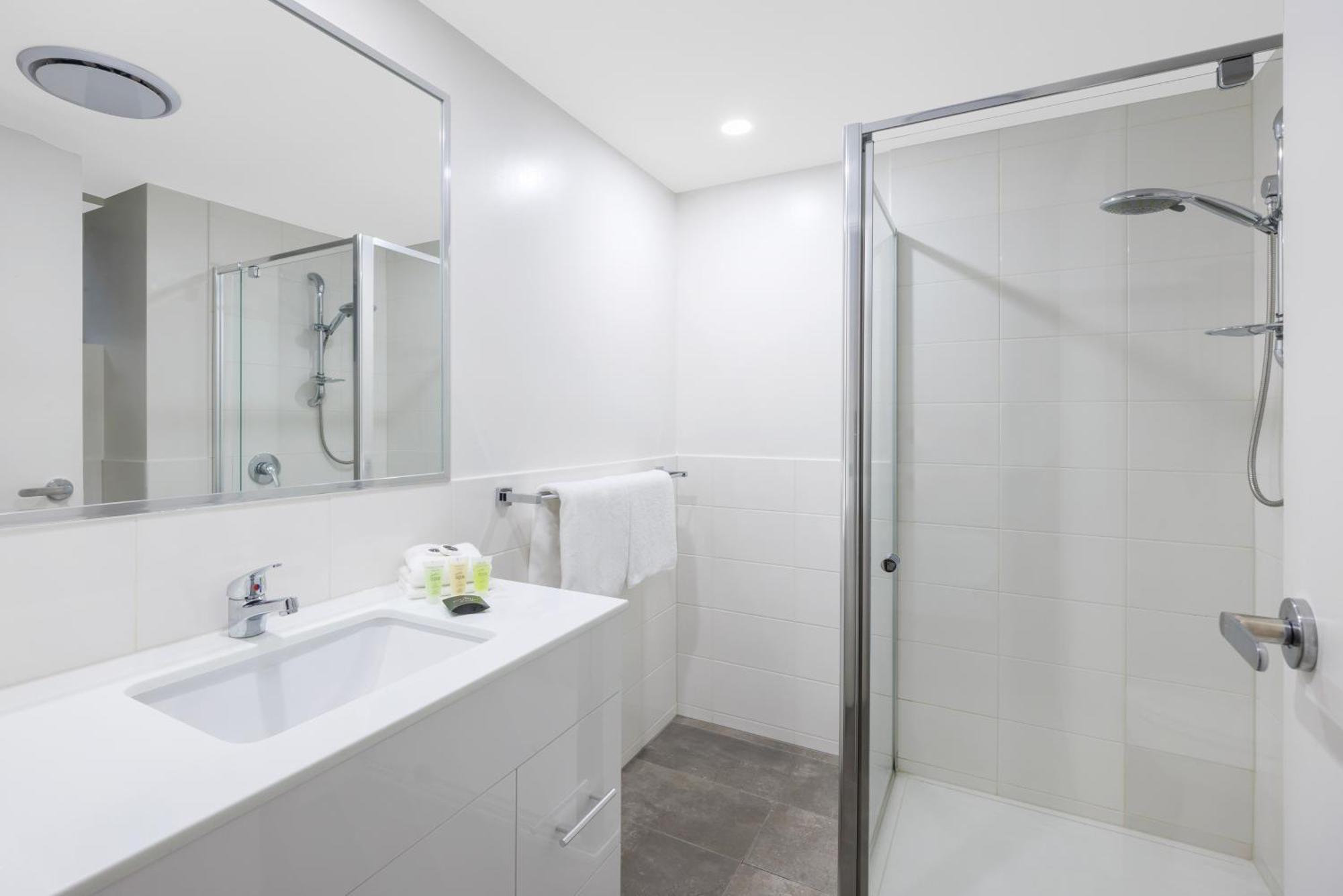 Elizabethan Lodge - Melbourne — Photos 3
